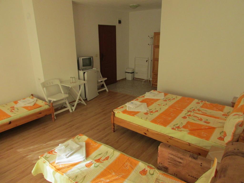 Sunhouse Rooms Tsarevo Exterior photo